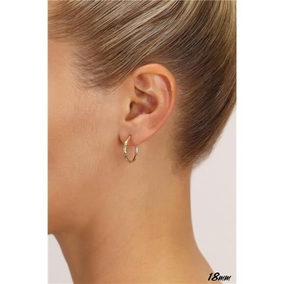 14k Yellow Gold Hand Engraved Full Diamond-cut Round Hoop Earrings - Picture 9 of 14